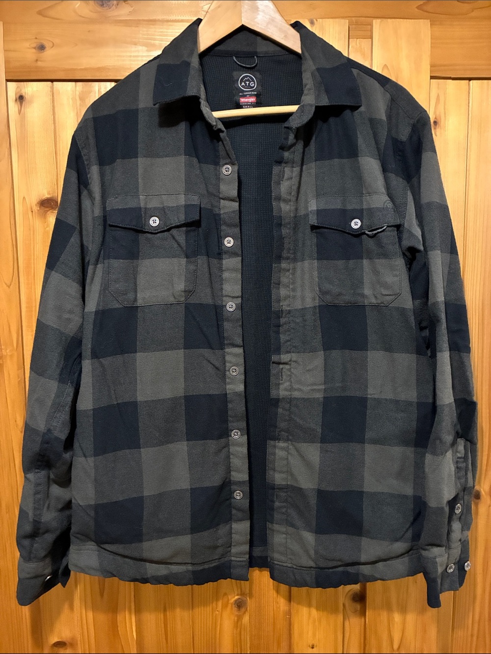 Wrangler Men's Black & Gray Plaid Lightweight Shirt Jacket